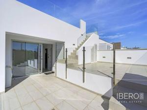 Prodej rodinného domu, Guardamar del Segura, Španělsko, 104 m2