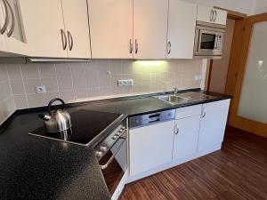 Pronájem bytu 2+1, Praha - Karlín, Kollárova, 88 m2