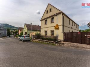 Prodej rodinného domu, Libochovany, 270 m2