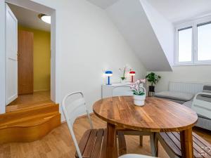 Pronájem bytu 3+kk, Praha - Libeň, Novákových, 60 m2