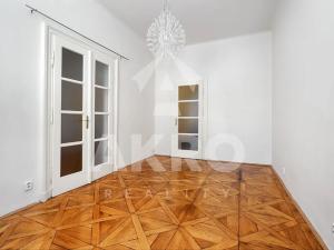 Pronájem bytu 2+1, Praha - Vinohrady, Šafaříkova, 75 m2