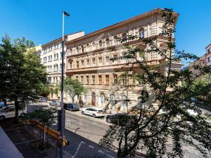 Pronájem bytu 2+1, Praha - Vinohrady, Šafaříkova, 75 m2