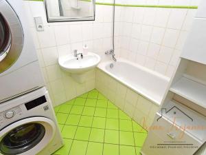Prodej bytu 3+kk, Chýně, U Dráhy, 75 m2