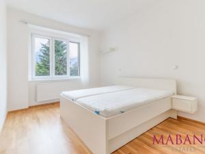 Pronájem bytu 2+kk, Praha - Vršovice, 28. pluku, 54 m2