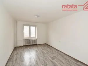 Pronájem bytu 2+1, Chomutov, Haškova, 50 m2
