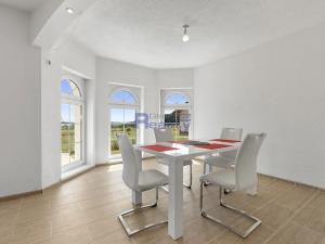 Prodej rodinného domu, Klimkovice, Husova, 350 m2
