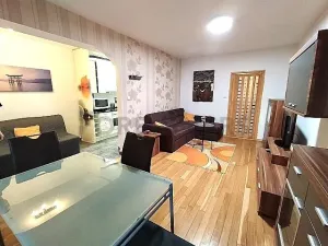 Pronájem bytu 1+kk, Praha - Košíře, Nepomucká, 40 m2