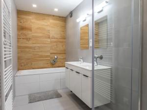 Prodej apartmánu, Pec pod Sněžkou, 319 m2