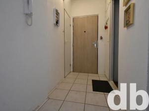 Prodej bytu 2+1, Karlovy Vary, Lidická, 63 m2