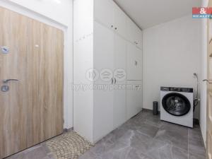 Prodej bytu 1+1, Cheb, 17. listopadu, 34 m2