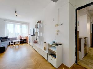 Prodej bytu 2+1, Branišovice, 65 m2