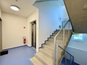 Pronájem bytu 2+kk, Brno, Bystrcká, 68 m2