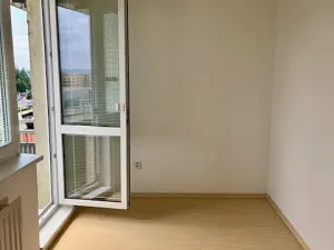 Pronájem bytu 4+1, České Budějovice, Dr. Bureše, 80 m2