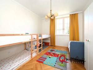 Pronájem rodinného domu, Praha - Střešovice, Lomená, 240 m2