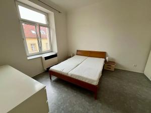 Prodej bytu 2+kk, Praha - Smíchov, Na Neklance, 41 m2