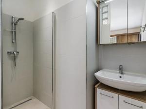 Pronájem bytu 2+kk, Praha - Nové Město, Biskupský dvůr, 37 m2