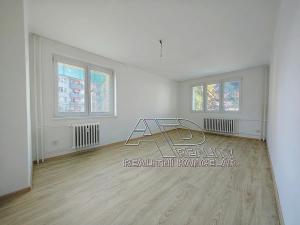 Pronájem bytu 3+1, České Budějovice, Slunečná, 66 m2