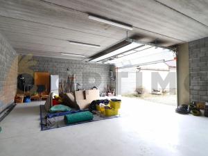 Prodej obchodního prostoru, Bříství, 240 m2