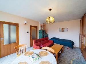 Prodej rodinného domu, Zámrsk, 276 m2