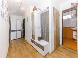 Prodej bytu 3+1, Zbraslavice, 71 m2