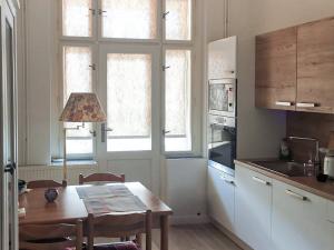 Pronájem bytu 3+1, Praha - Vinohrady, Římská, 105 m2