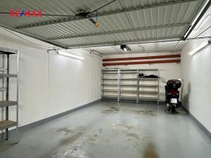Pronájem bytu 4+kk, Praha - Horní Měcholupy, Modenská, 104 m2
