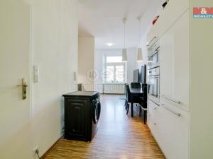 Prodej bytu 2+kk, Cheb, Svobody, 55 m2