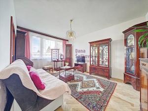 Prodej bytu 2+1, Jindřichův Hradec, sídliště U Nádraží, 49 m2
