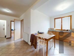 Prodej kanceláře, Praha - Hostivař, Hornoměcholupská, 537 m2