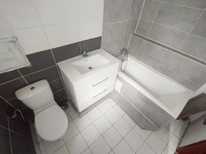 Prodej bytu 2+1, Most, tř. Budovatelů, 66 m2
