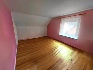 Prodej chalupy, Karlovice, 220 m2