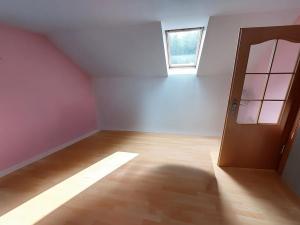 Prodej chalupy, Karlovice, 220 m2