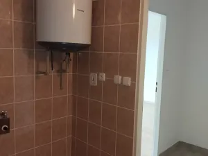 Pronájem bytu 1+kk, Plzeň, Moravská, 38 m2