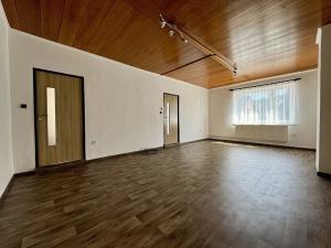 Prodej bytu 2+1, Česká Ves, Jánského, 79 m2