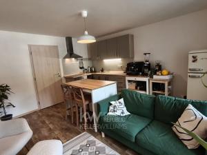 Pronájem bytu 2+kk, Tábor, Ústecká, 51 m2