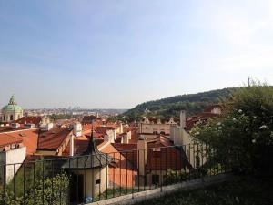 Pronájem bytu 2+kk, Praha - Malá Strana, Zámecké schody, 33 m2