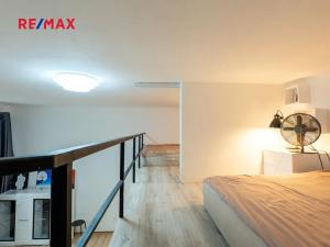 Prodej bytu 1+kk, Praha - Staré Město, Hradební, 42 m2