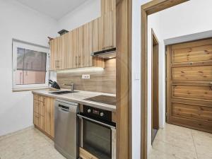 Prodej bytu 3+1, České Budějovice, Jeronýmova, 90 m2