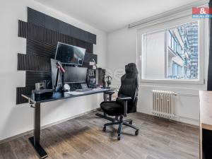 Prodej bytu 4+1, Nový Bor, Sadová, 79 m2