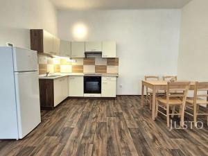 Pronájem bytu 2+kk, Písek, Velké náměstí, 72 m2