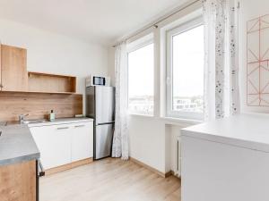 Prodej bytu 2+kk, Praha, Peroutkova, 53 m2