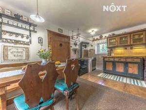 Prodej chalupy, Neveklov, 200 m2