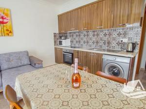 Prodej bytu 2+kk, Trikomo, Kypr, 72 m2