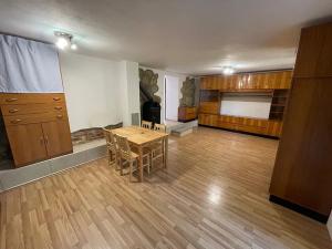 Pronájem bytu 1+kk, Plzeň, Bezová, 37 m2