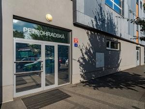 Prodej bytu 1+kk, Praha - Vršovice, Novgorodská, 30 m2