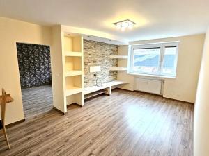 Pronájem bytu 3+1, Chomutov, Kamenný vrch, 87 m2