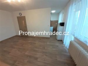 Pronájem bytu 1+kk, Hradec Králové, Hrubínova, 35 m2
