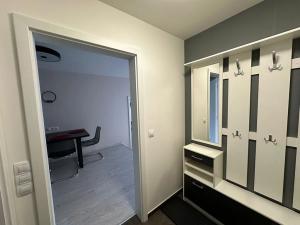 Pronájem bytu 2+kk, Praha - Karlín, U Mlýnského kanálu, 58 m2
