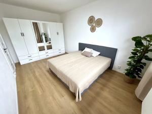 Prodej bytu 3+1, Lázně Bělohrad, Zámecká, 75 m2