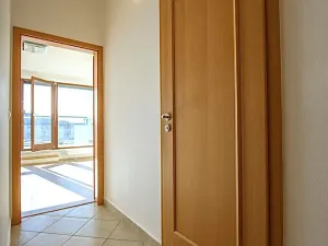 Pronájem bytu 1+kk, Praha - Holešovice, U měšťanského pivovaru, 36 m2